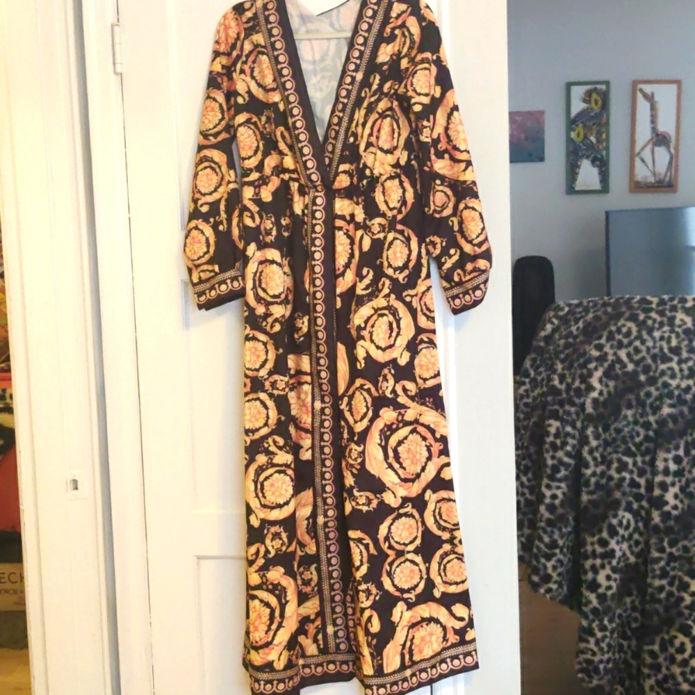 NEW!!!!! Dress In A Certain Designer Style